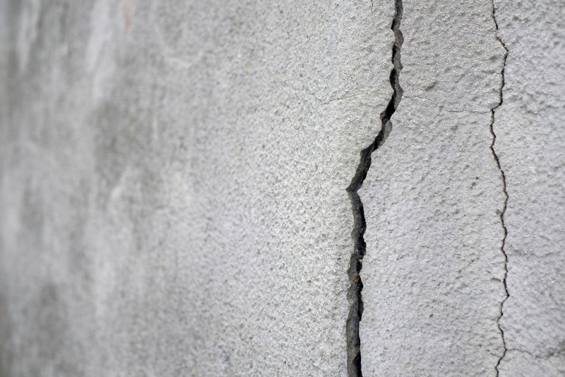 Cracked Wall Damage